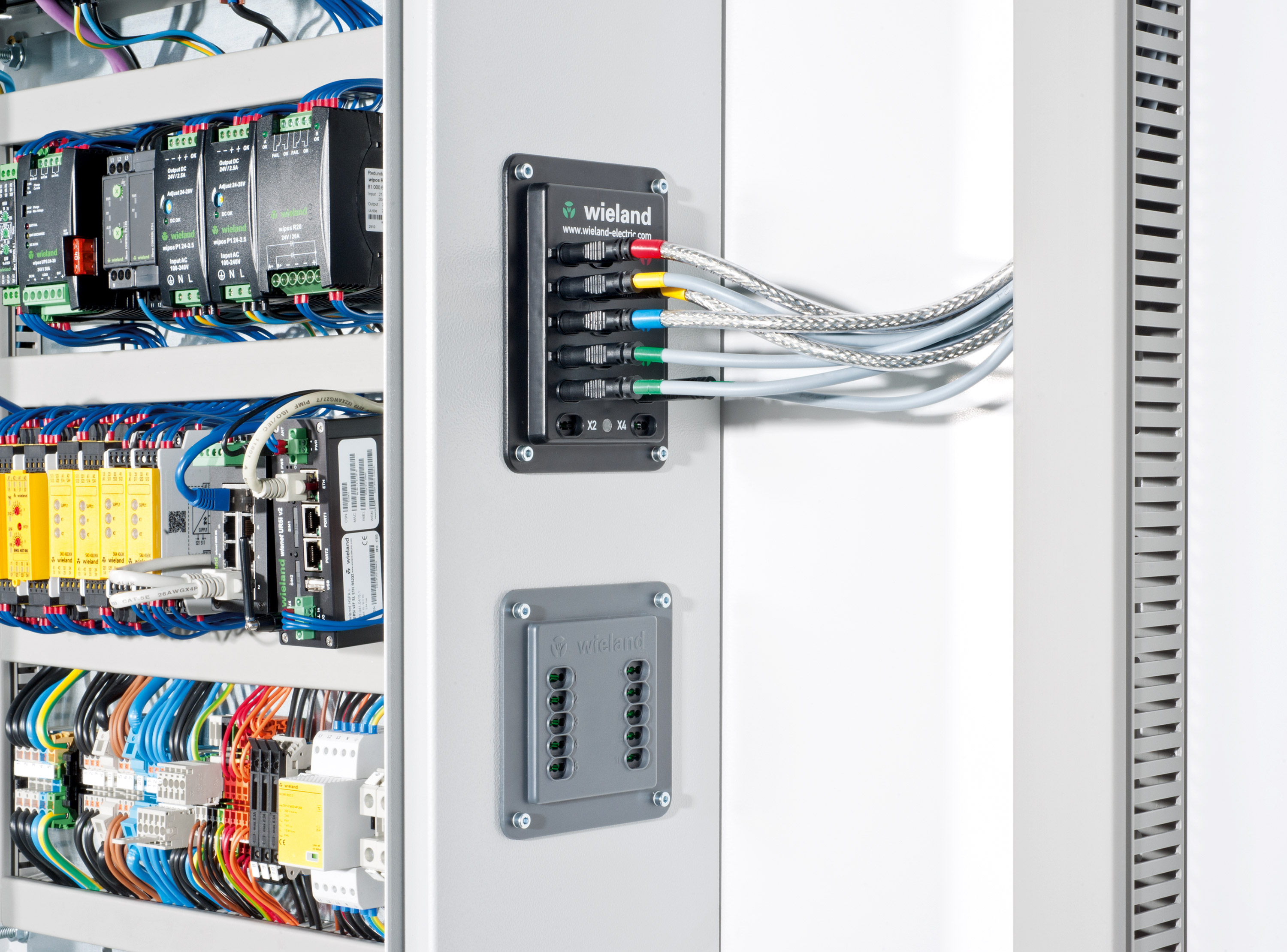 Schaltschranktechnik: Produkte und Lösungen von Schmachtl.